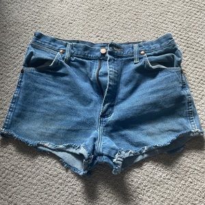 Vintage Wrangler Frayed Hem Shorts